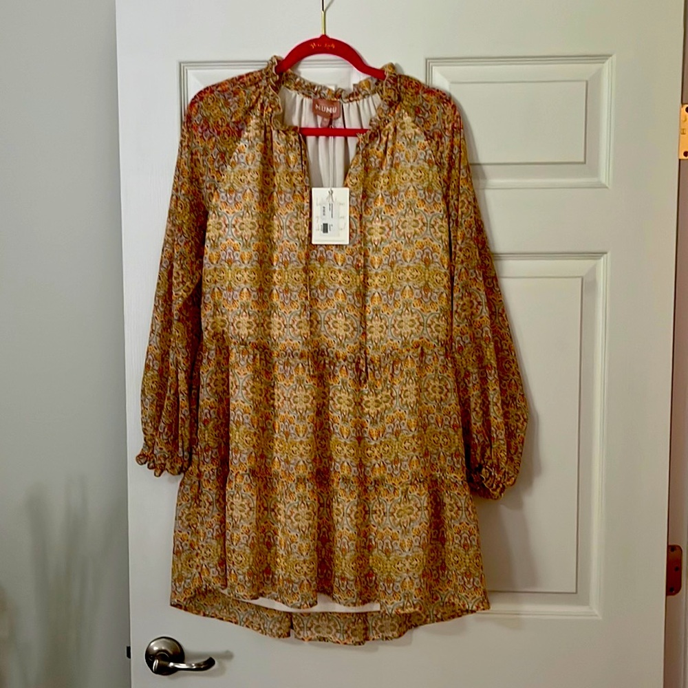 Beautiful Fall dress.